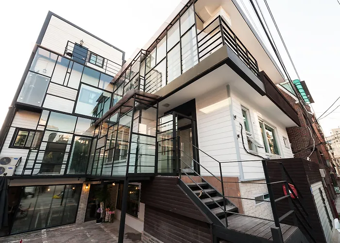 Inno & Pub Lounge Hongdae * Seoul